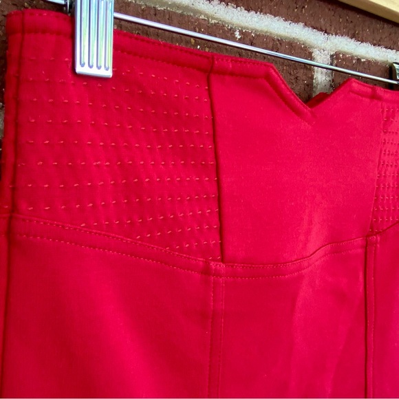 BCBGeneration Red Zip Front Bodycon Mini Skirt - Picture 3 of 12